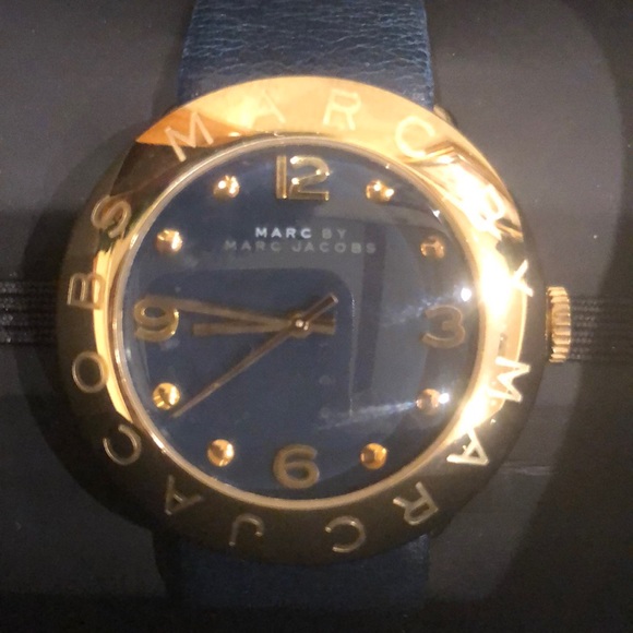 Authentic watch🌑 Navy - Picture 3 of 4